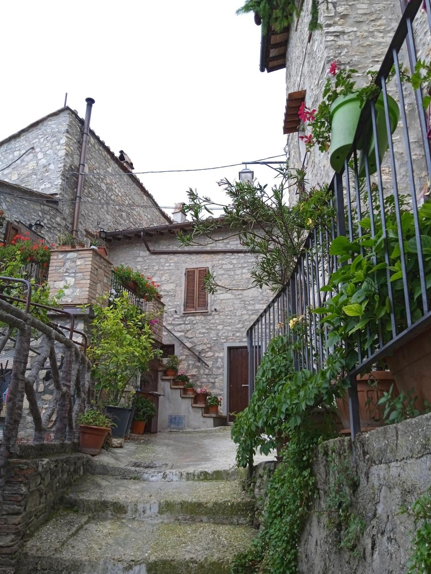 Casa Belvedere A Valle San Martino Di Spoleto Buitenkant foto